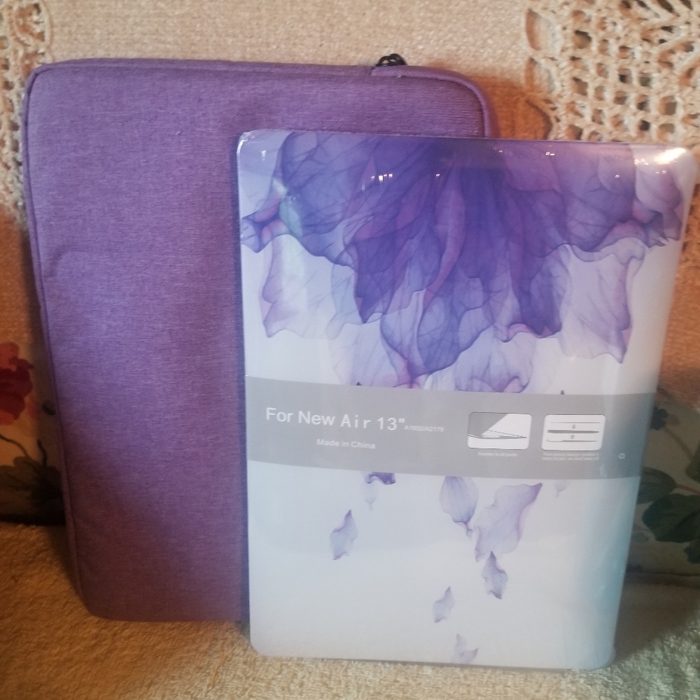 Case compatible with Macbook Air 13"